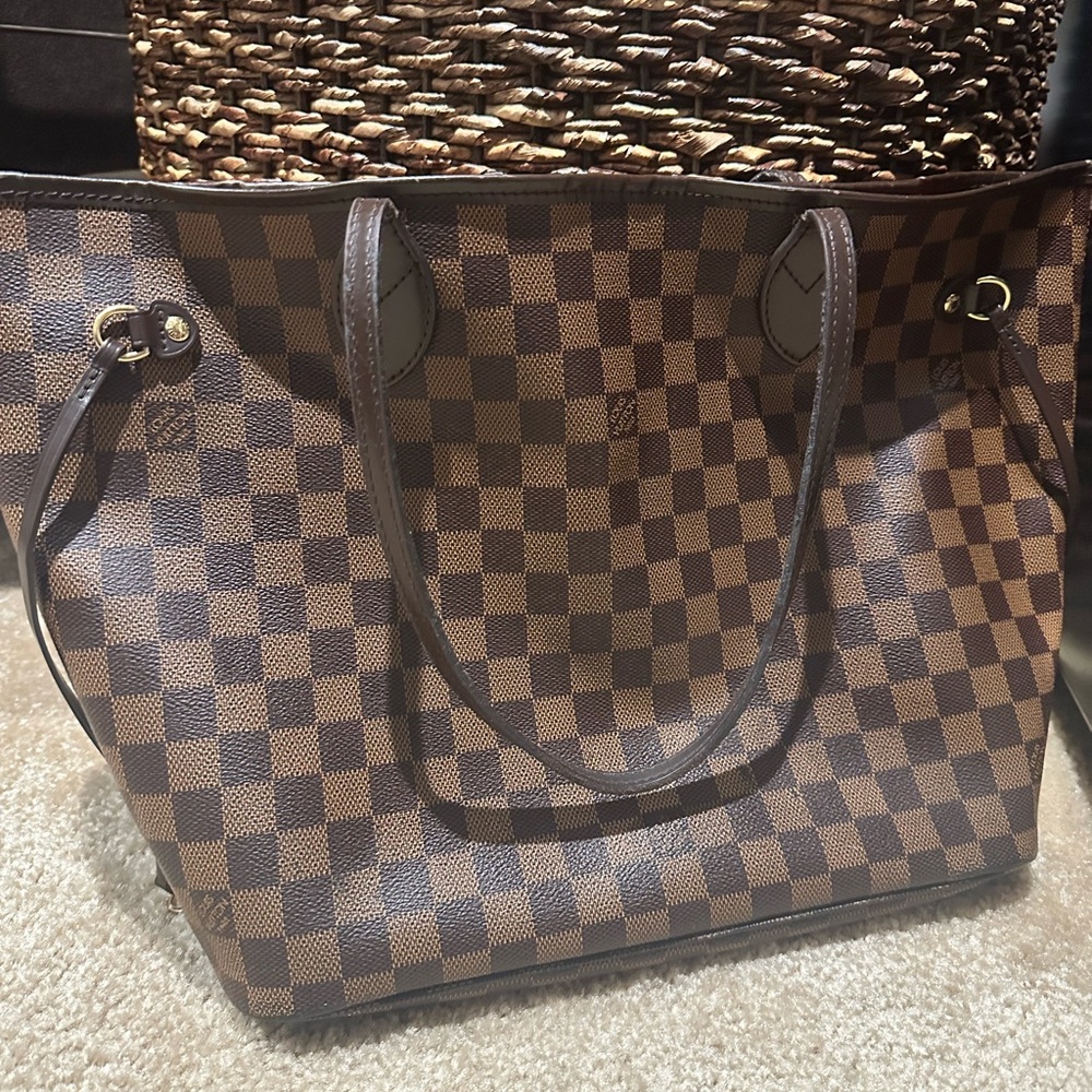 Louis Vuitton Neverfull MM